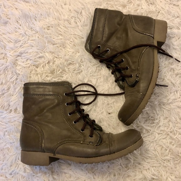 Guess Studded Combat Boots - Picture 1 of 3